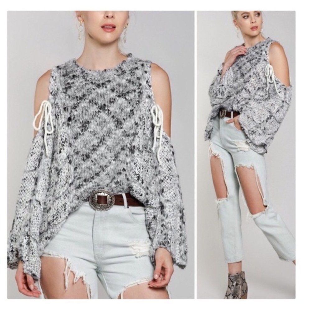COLD Shoulder Sweater - Picture 4 of 8